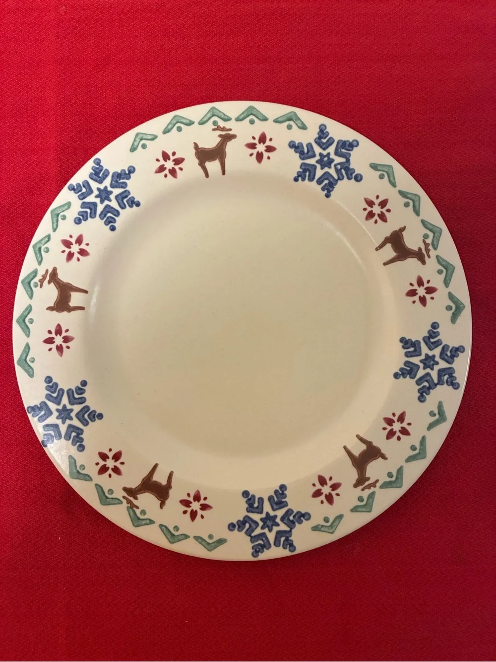 Set of 2 Pfaltzgraff Nordic Christmas Dinner Plates - Reindeer & Snowflakes